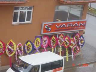 Varan Market Açıldı