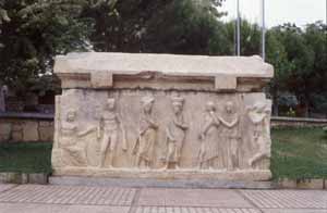 Müzedeki Roma Dönemi Aphrodite Tasvirli lahit